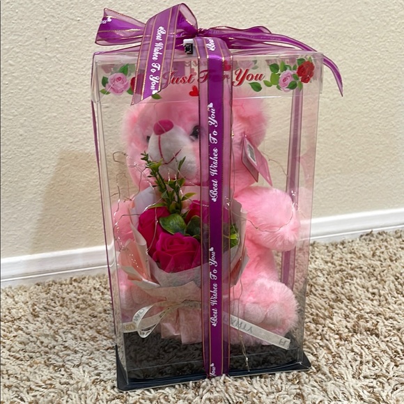 Pink Teddy Bear Gift Set with Roses - Picture 1 of 1